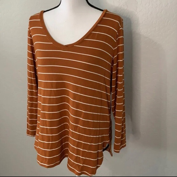 ❌NWT - Old Navy Womens striped burnt orange v-neck soft long sleeve top size❌ - Picture 5 of 10